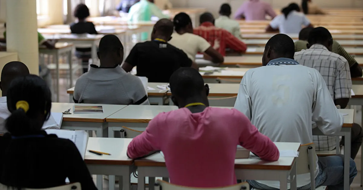 Universidades preparam aumentos de propinas para o próximo ano