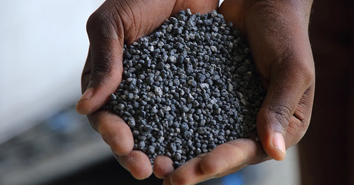 100 milhões USD para a compra de 180 mil toneladas de fertilizantes