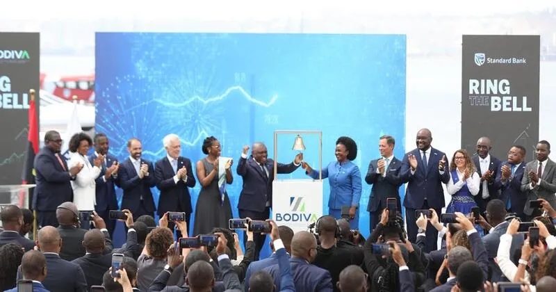 Ring the Bell: Standard Bank Angola entra oficialmente na bolsa de valores