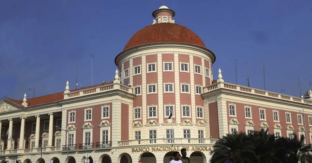 Governo reitera violação à lei do BNA ao amortizar dívida a 5 anos