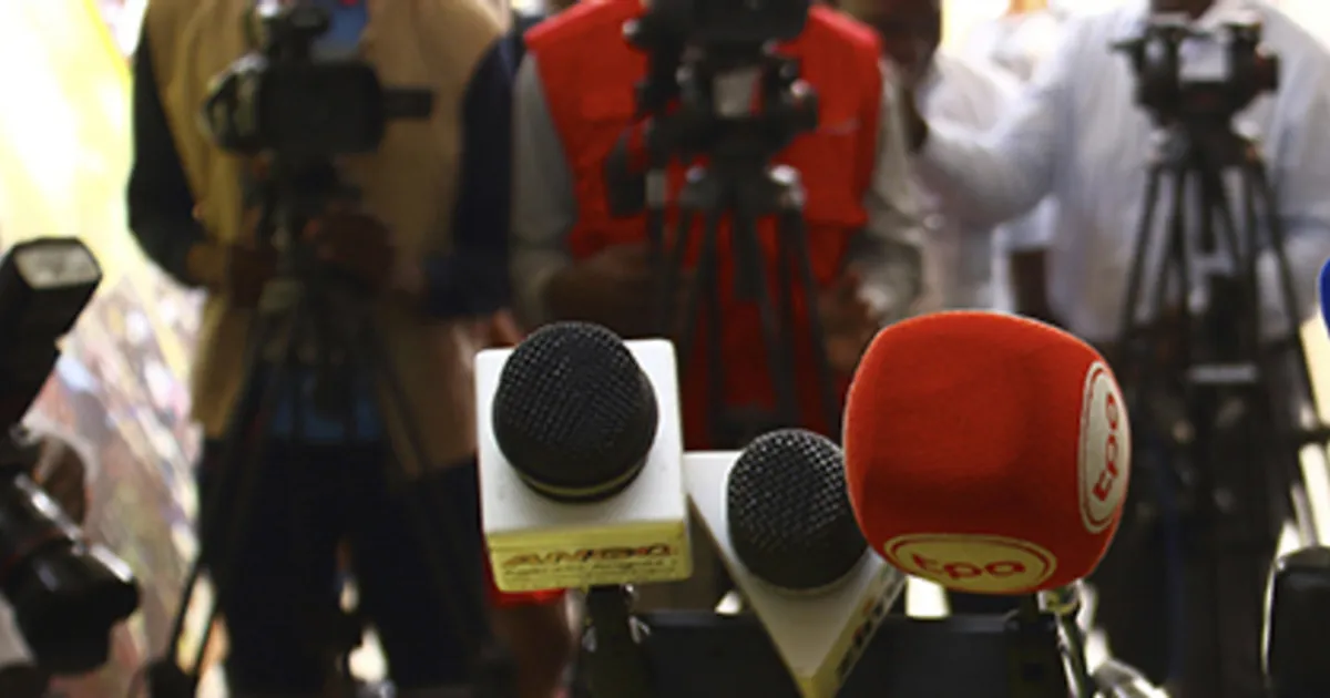 Comunicação social do Estado custou 400 milhões USD aos contribuintes nos últimos 5 anos