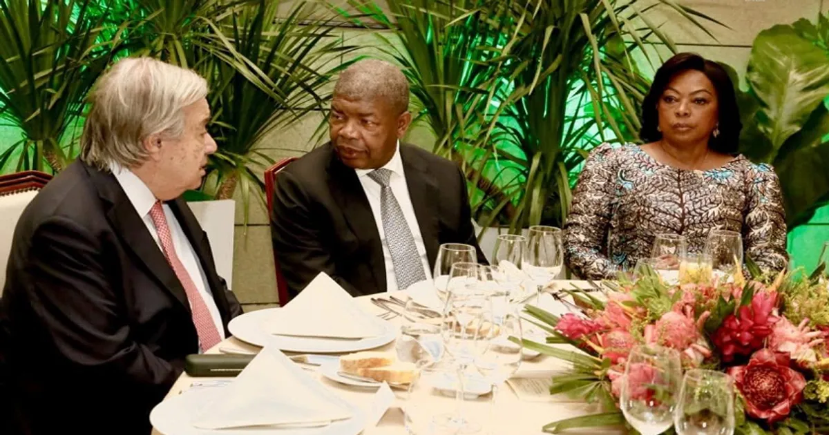 Povo Africano É Quase Gente