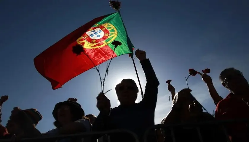 NA QUALIDADE DA DEMOCRACIA, PORTUGAL BATEU NO FUNDO