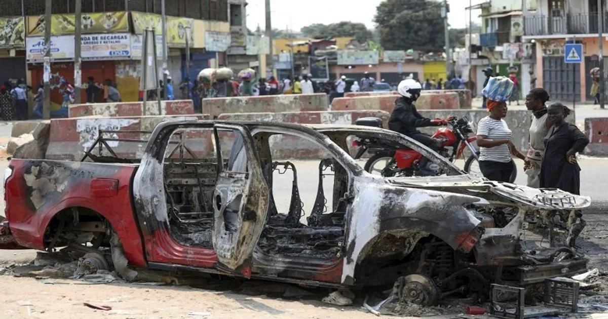 MPLA Apoia O MPLA E Os Dois Apoiam O MPLA