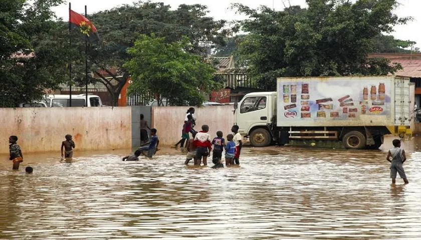 Chuvas e Inundações atingem Luanda