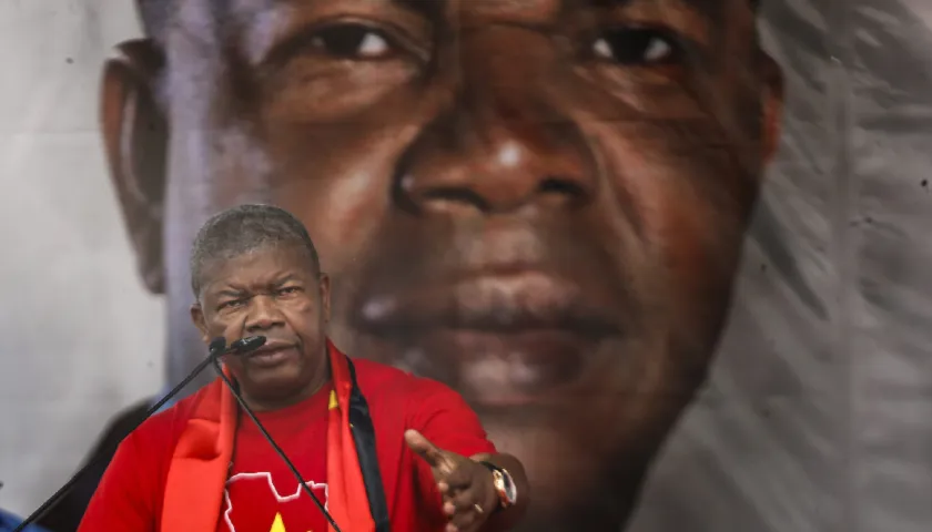 MPLA Introduz A Entropia Político-jurídica No País
