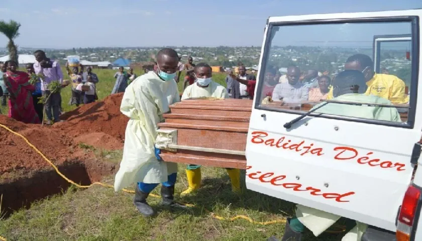 ÉBOLA NA RDCONGO JÁ FEZ 3.833 MORTOS