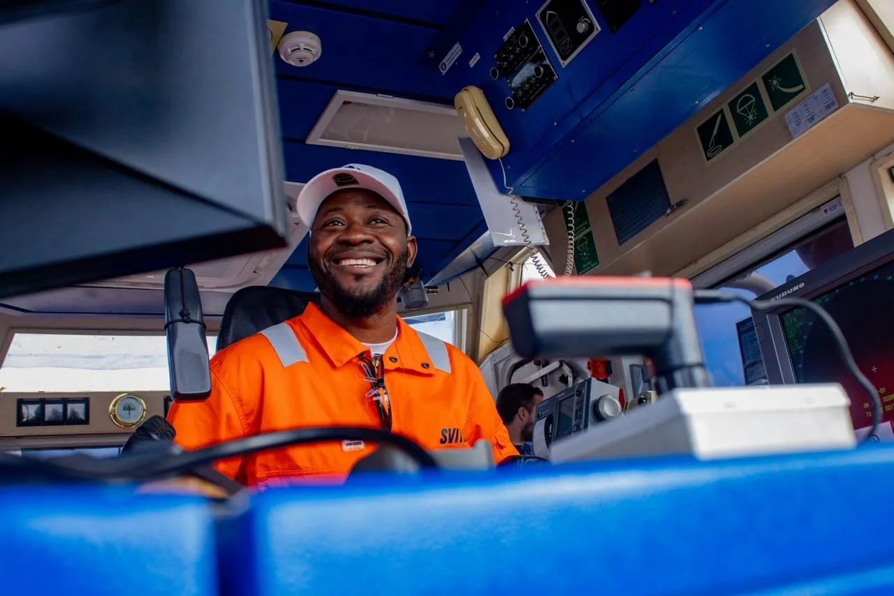 Conheça o primeiro angolano nas operações da Svitzer para Angola LNG