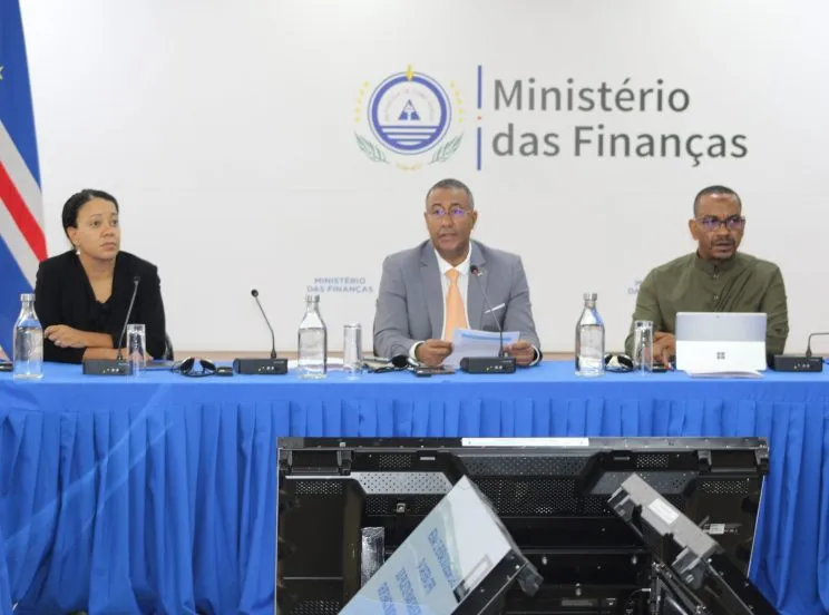 Cabo Verde e Banco Mundial avaliam execução de carteira de projectos de 308 milhões de dólares