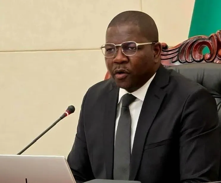 Governo de transição na Guiné-Bissau nega fim de relações com o Banco Mundial