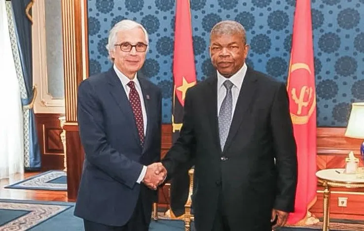 Presidente do parlamento português destaca solidez da cooperação com Angola