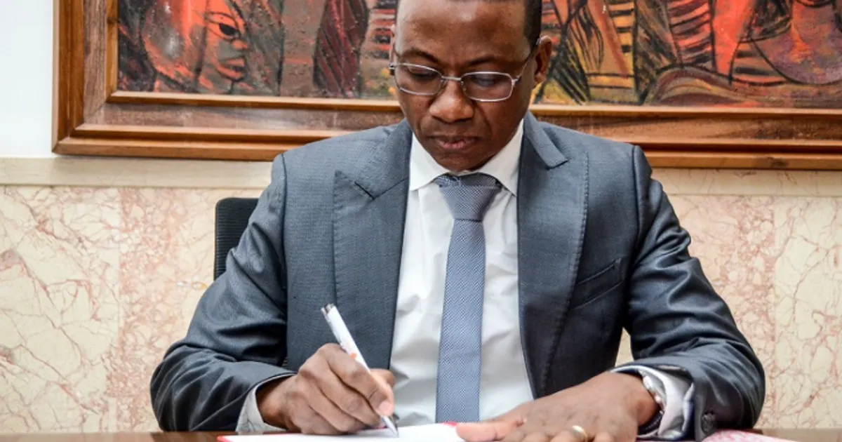 PCA da Electricidade de Moçambique Joaquim Ou-chim no Top 3 das figuras com maior favorabilidade mediática no país