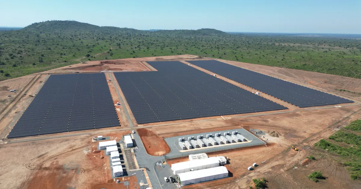 Maior parque solar off-grid de África entra em operação em Cazombo