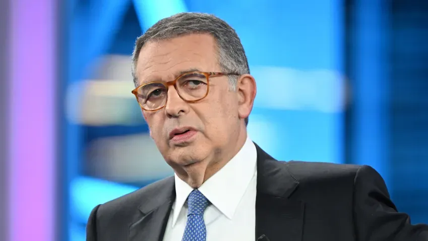 Socialista António José Seguro vence primeira volta das eleições presidenciais em Portugal