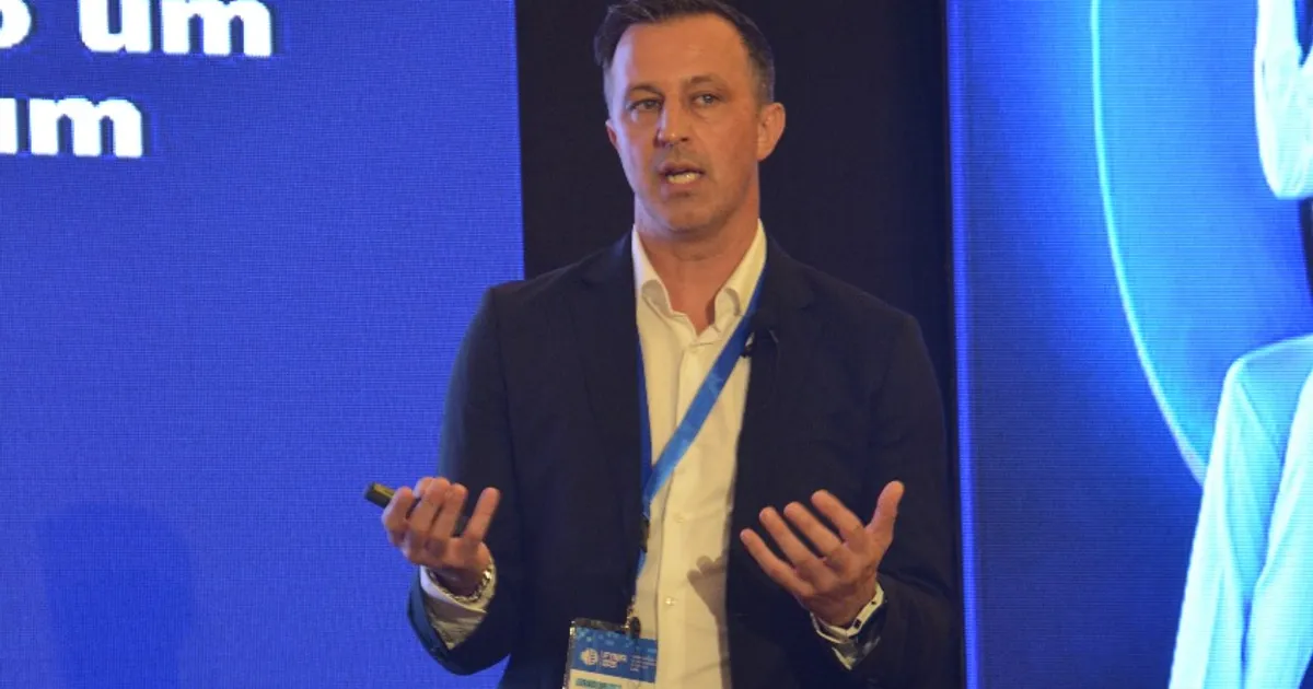 “Não podemos encarar a IA como uma inimiga, mas como uma ferramenta que permite agregar valor”, defende CEO da New Cognito