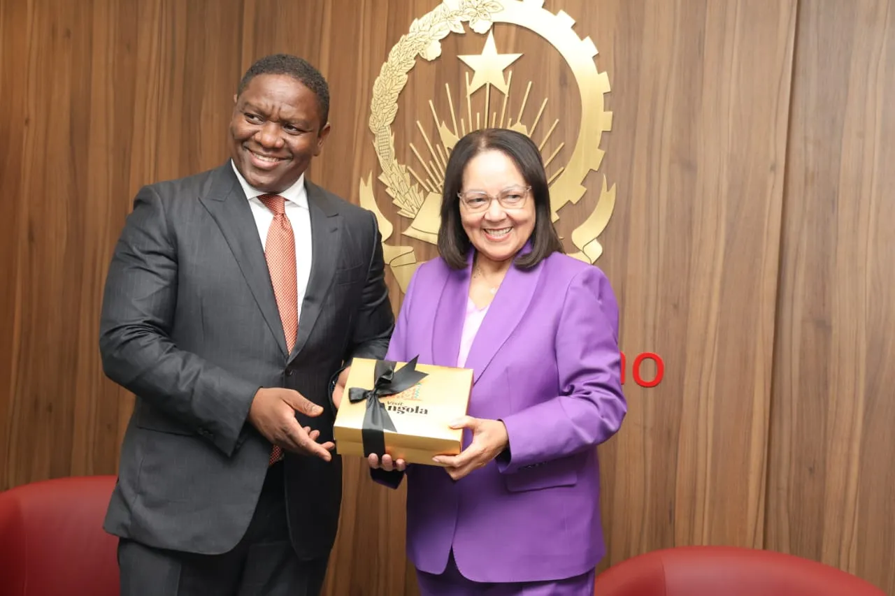 Angola e África do Sul assinam plano de acção para dinamizar frequências aéreas e impulsionar o sector do turismo