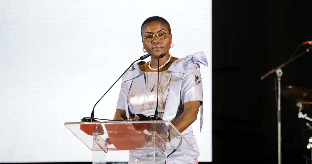 Embaixadora angolana apresenta cartas credenciais ao Presidente da China
