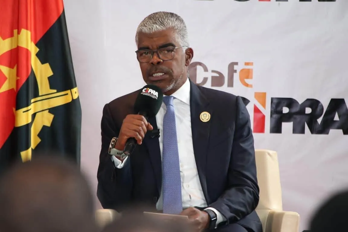 Ministro dos Transportes de Angola alerta para perdas agrícolas provocadas pela insuficiência de estruturas logísticas adequadas