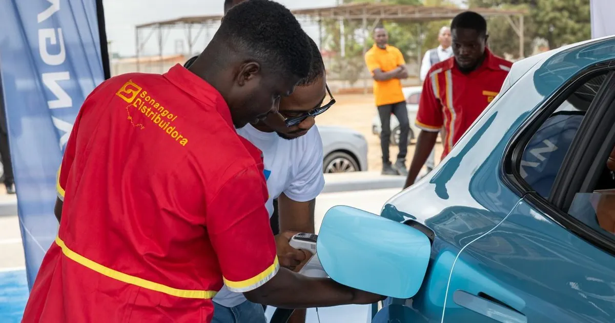Carregamento para carros eléctricos em Angola custa 2 mil kwanzas
