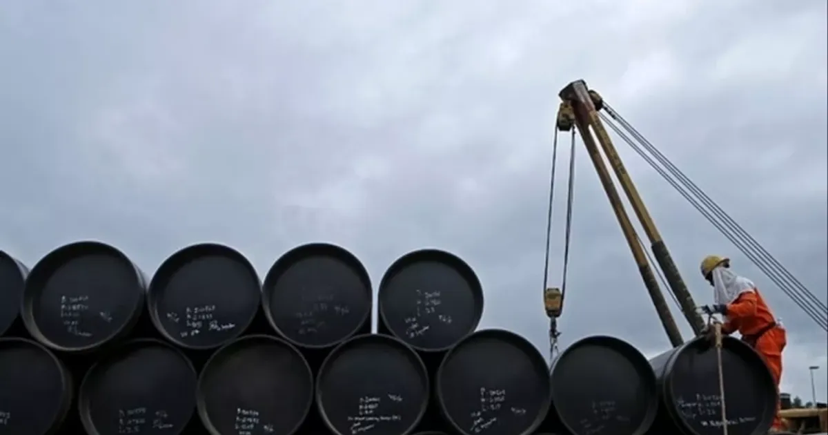 Angola exporta 82,92 milhões de barris de petróleo bruto avaliados em 5,6 mil milhões de dólares no 2.º trimestre