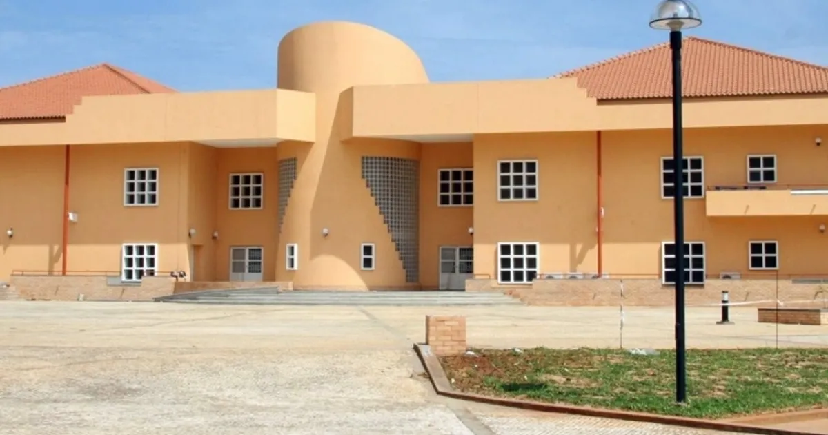 Governo português mantém silêncio sobre greve dos docentes da Escola Portuguesa de Luanda