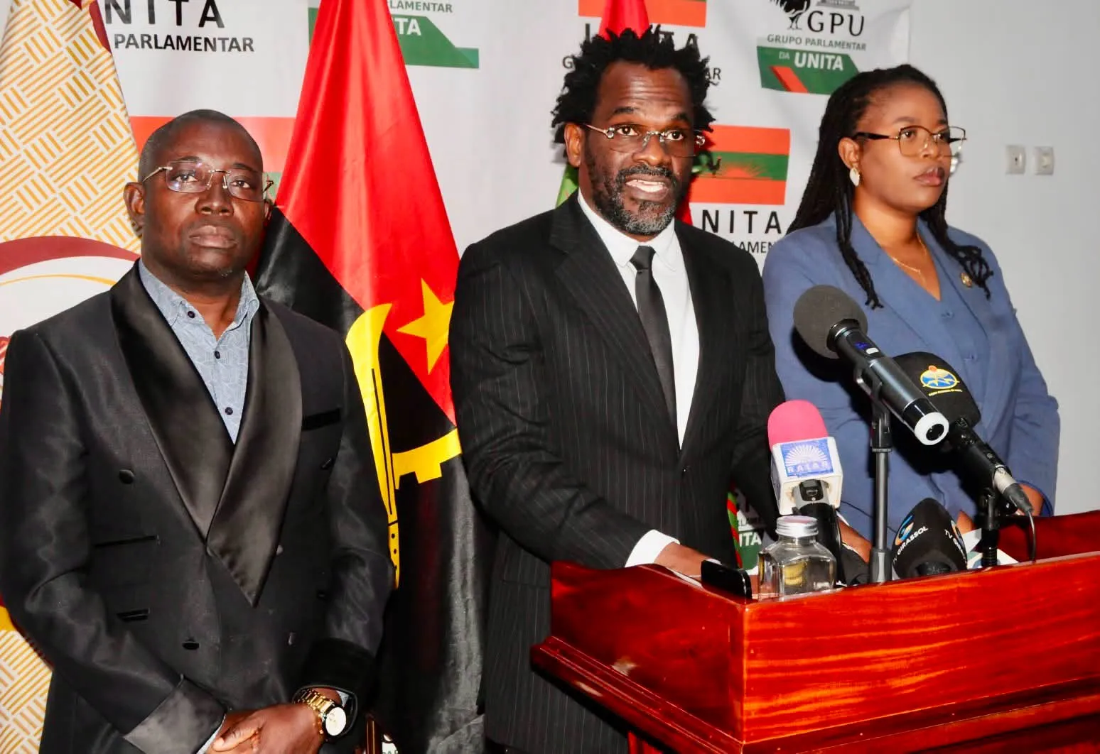 Programa de Privatizações em Angola: UNITA questiona transparência e avaliação dos activos