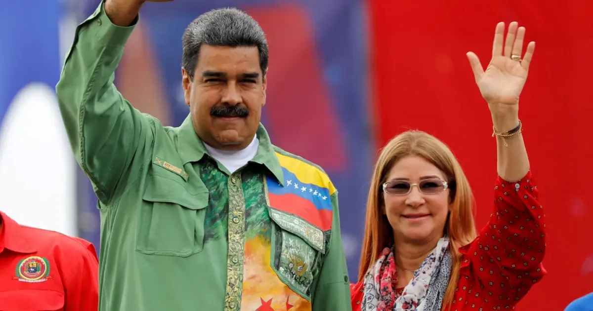 EUA assumem Governo da Venezuela após captura de Maduro com sua esposa