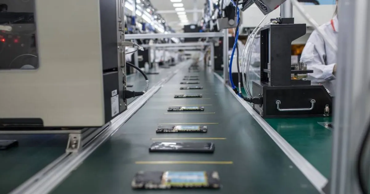 Governo moçambicano e Huawei estudam construção de uma fábrica de produção de telemóveis