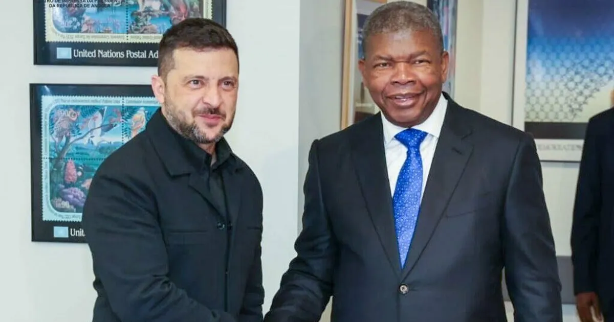 PR angolano reúne-se com Volodymyr Zelensky em Nova York