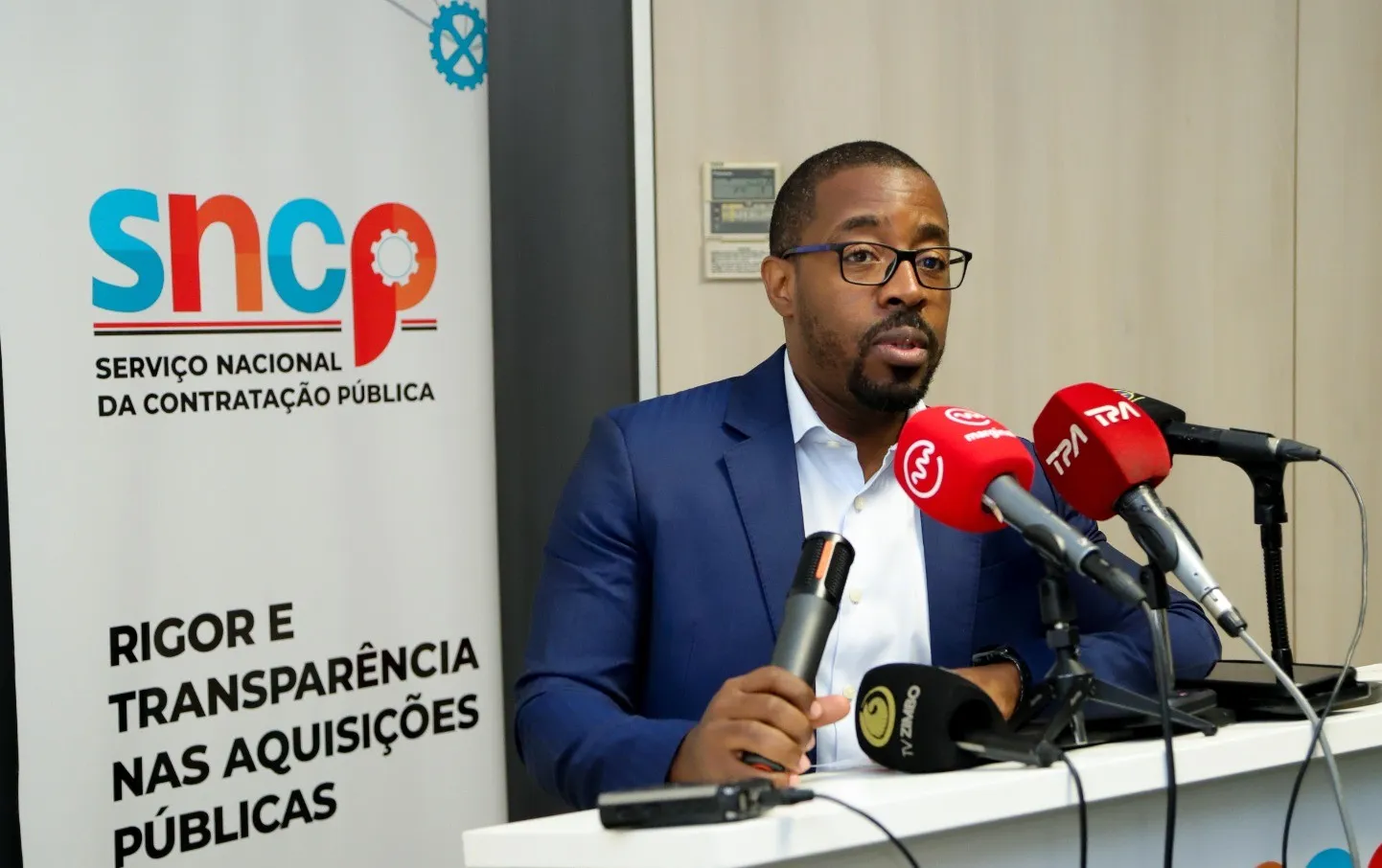 Contratação simplificada domina contratação pública em Angola com 1,8 milhões USD em 2025