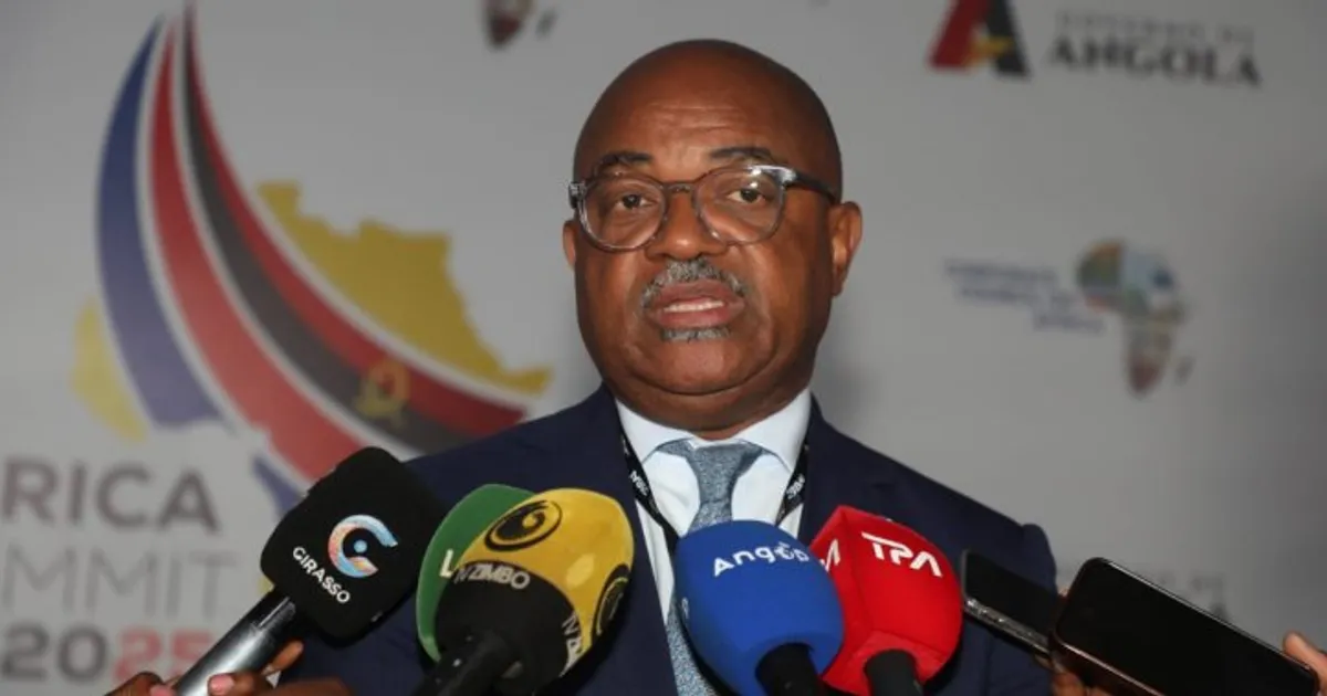Angola e África precisam de indústrias de telecomunicações – ministro