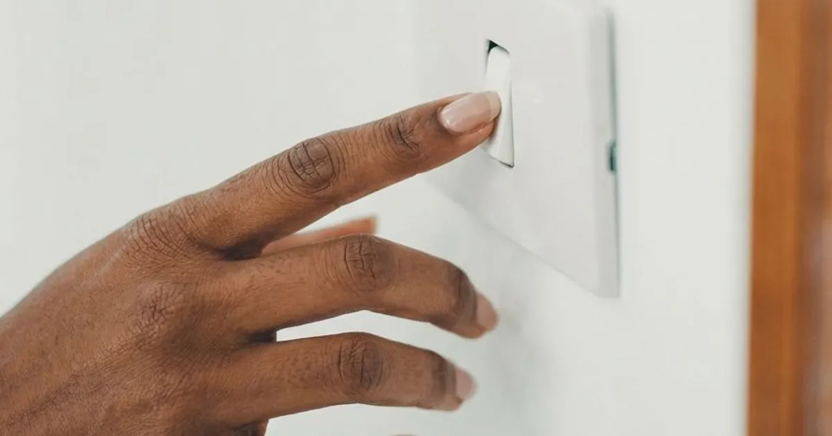 Cabo Verde acelera investimento em energias renováveis e reduz tarifa de electricidade para 7%