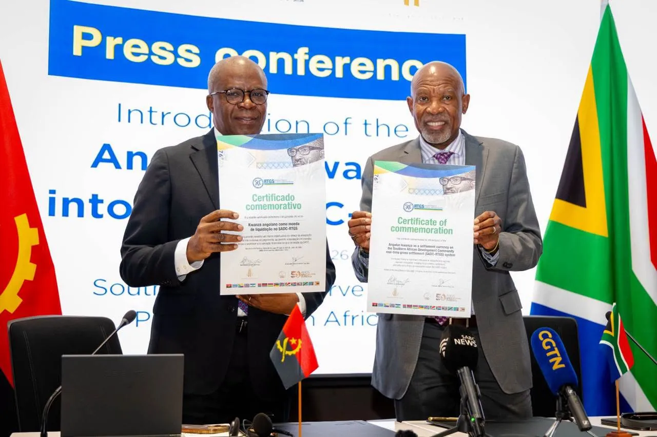 Moeda angolana kwanza já está integrada no sistema de pagamentos dos países da SADC