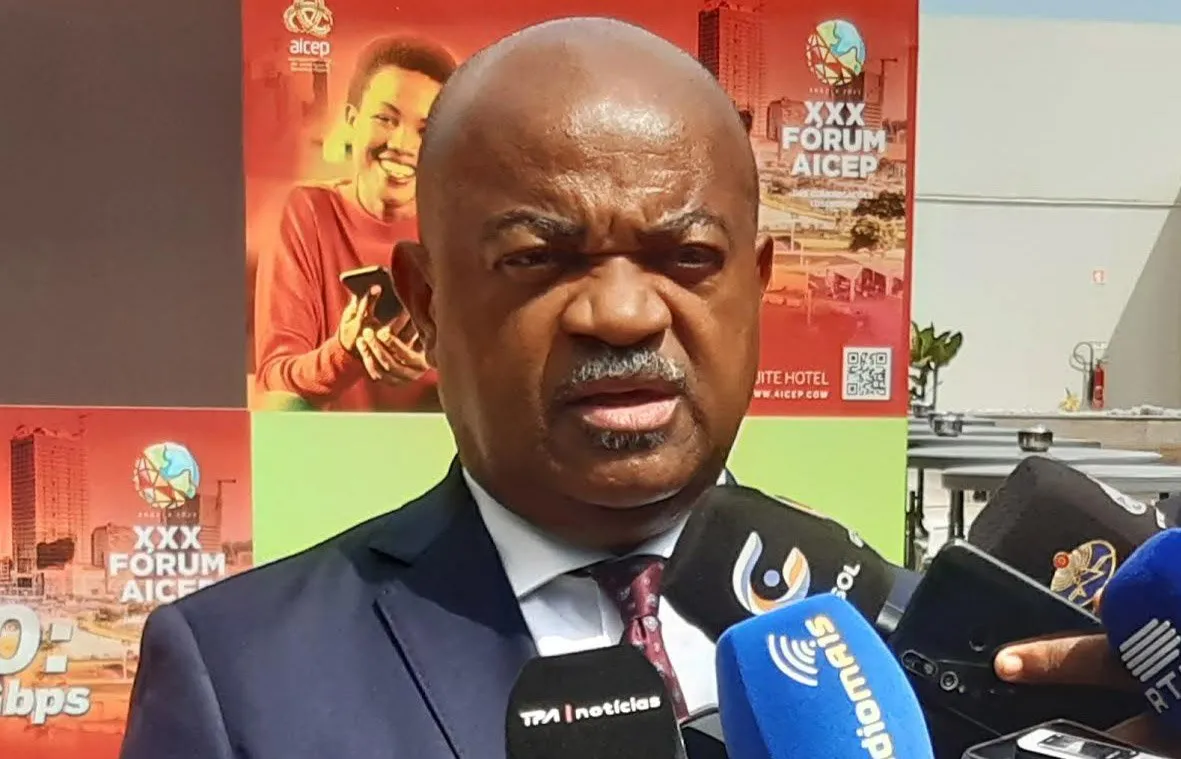 Angola reforça aposta no espaço para ganhar soberania e autonomia tecnológica