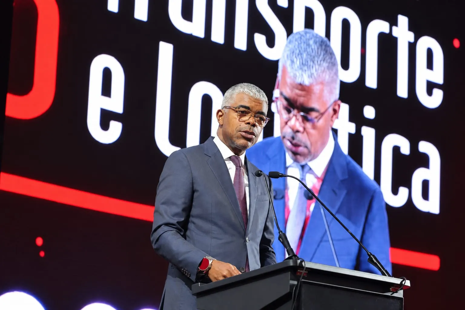 Governo angolano defende transformação dos corredores logísticos em motores de produção e desenvolvimento regional