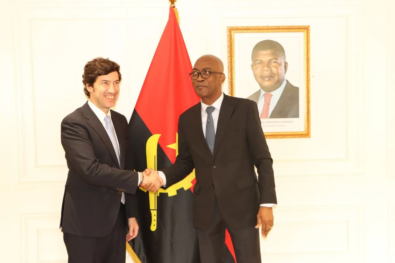 Angola procura experiência portuguesa para impulsionar PPP e execução do PDN
