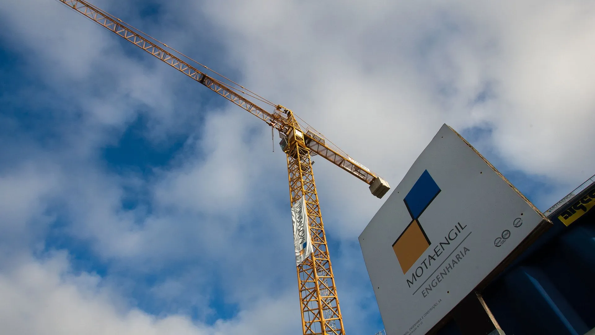 Exclusivo: RDC aprova contrato de concessão do Corredor do Lobito à Mota-Engil