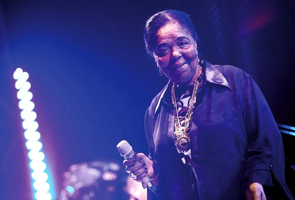 Cesária Évora regressa aos discos com dez temas inéditos nos 15 anos da sua morte