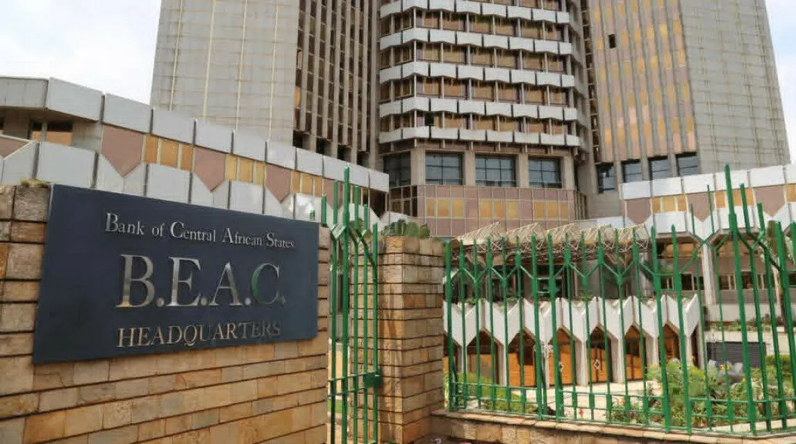 Representantes das tesourarias públicas analisam reformas do Banco dos Estados da África Central
