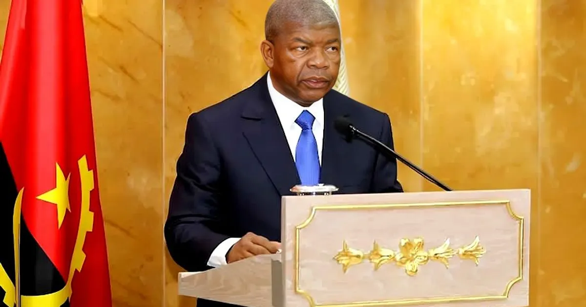 Angola corta dívida pública quase à metade nos últimos 4 anos, garante Presidente da República