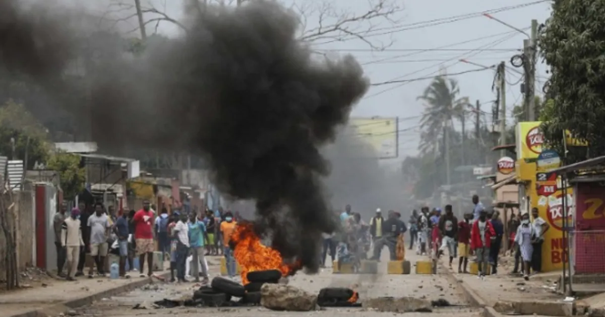 Violência pós-eleitoral em Moçambique provoca 50 mil desempregados e ameaça recessão -Governo