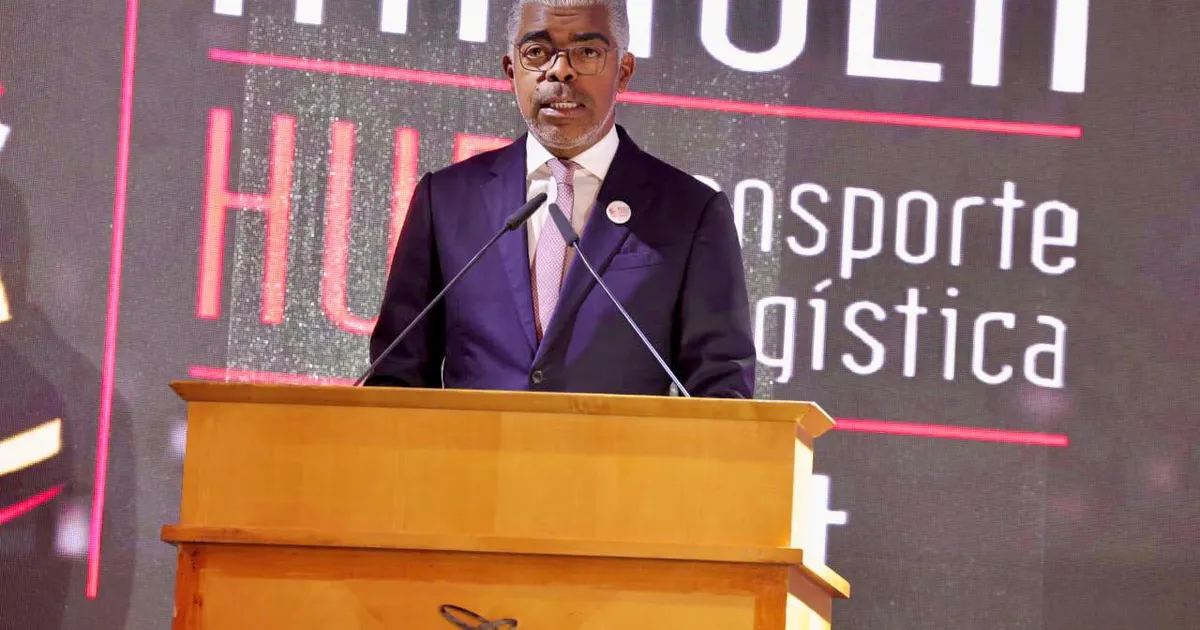 Angola quer afirmar-se como referência logística em África
