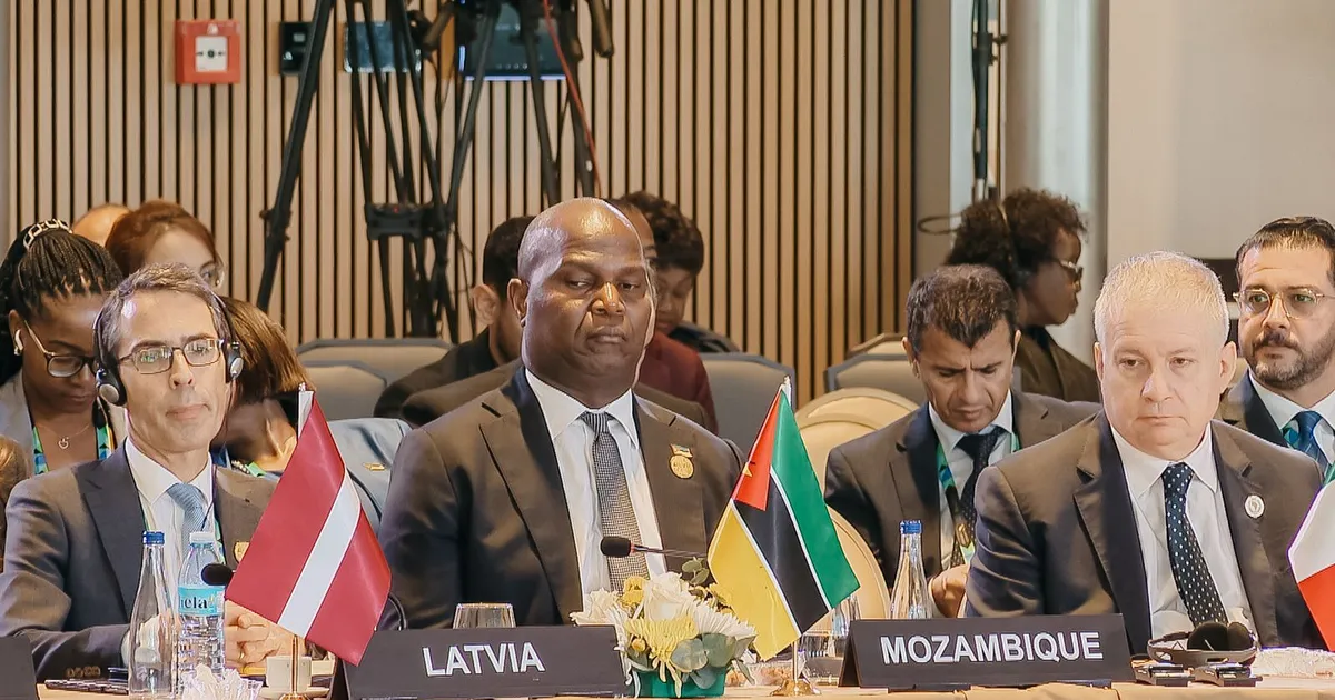 Chapo pediu em Luanda mais acções concretas na cooperação África-Europa