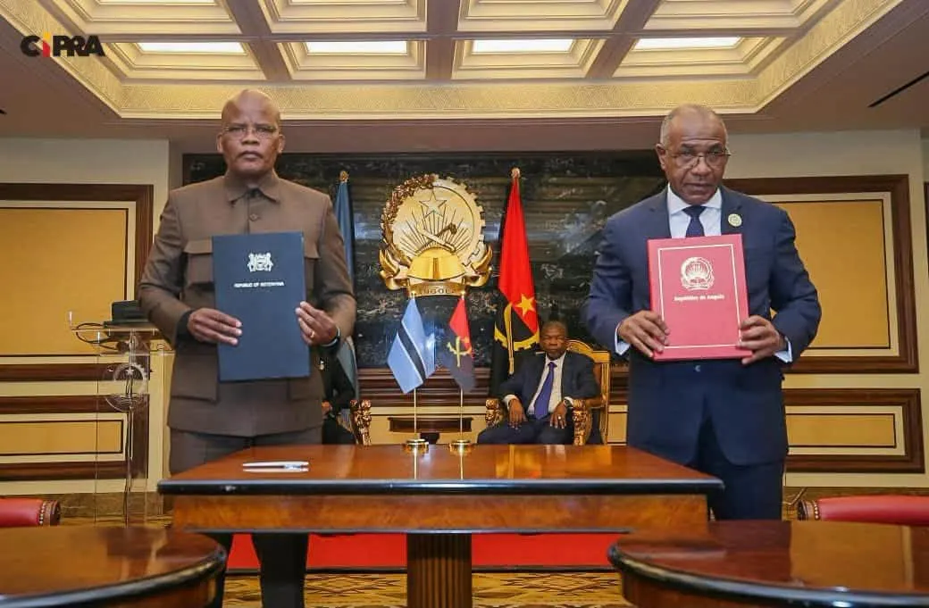 Angola e Botswana reforçam parceria económica e apostam em pecuária e turismo