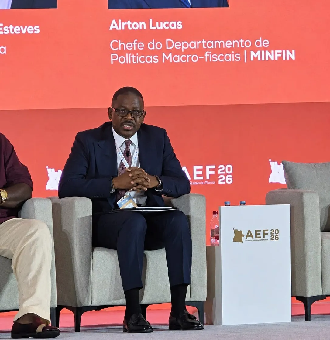 “Antes de qualquer programa com o FMI, houve um programa feito pelo Governo Angolano”