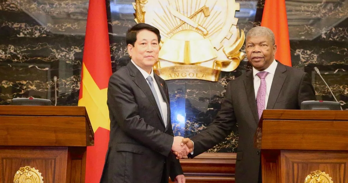 Presidente angolano quer indústria vietnamita para desenvolver agricultura