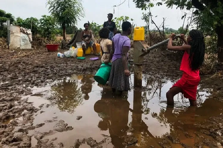 Portugal envia 300 mil euros para apoiar Moçambique no combate aos efeitos das cheias