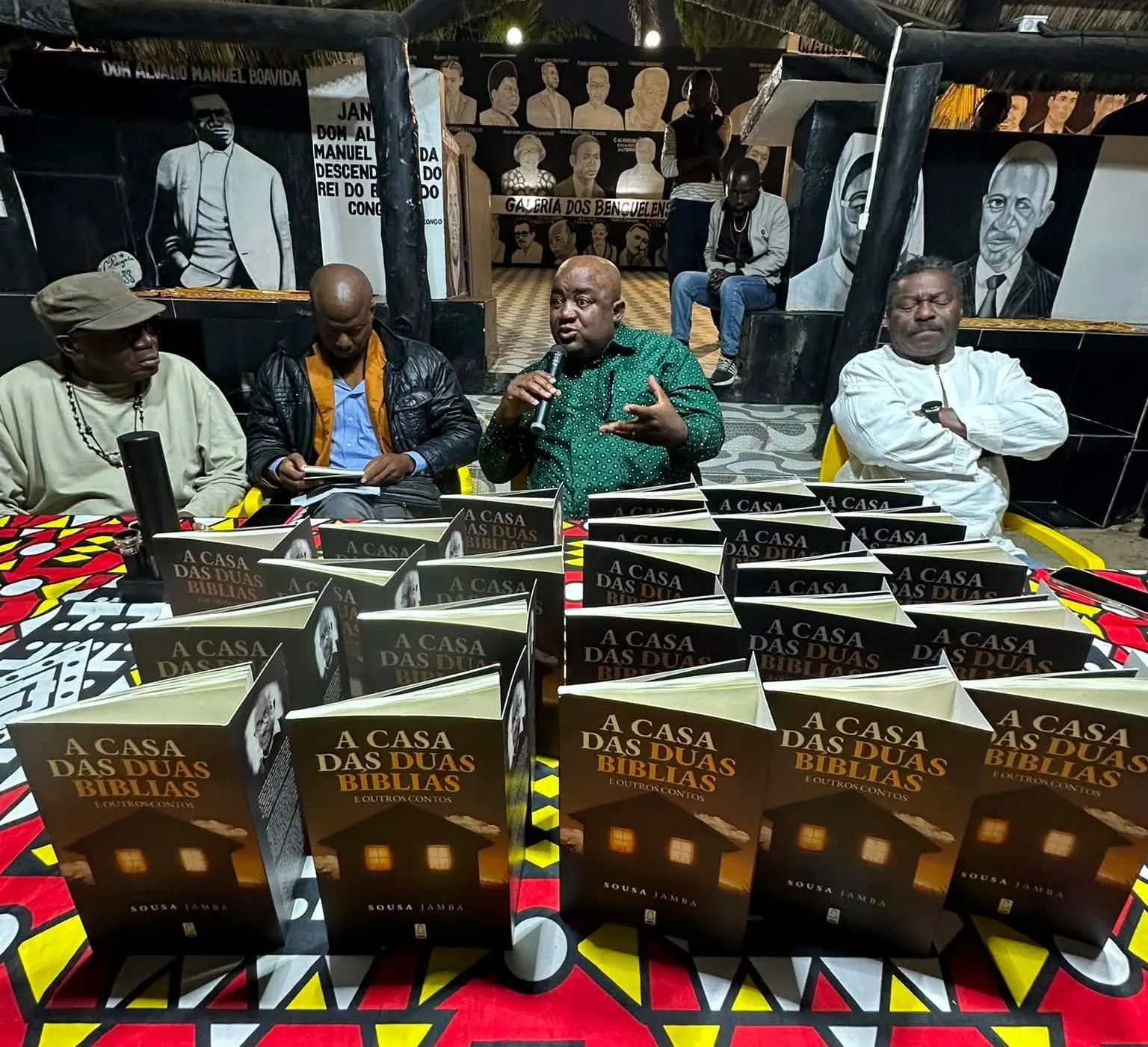 Escritor Sousa Jamba apresenta colectânea com histórias de Angola