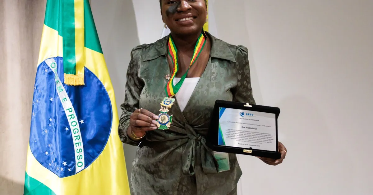 Nádia Feijó distinguida no Brasil pela liderança ética na África Lusófona