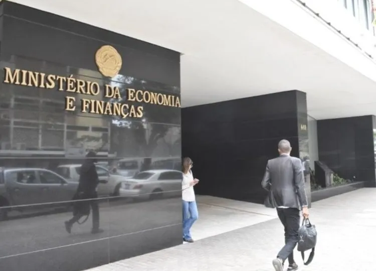 Dívida das empresas públicas moçambicanas recua 4,35% para 34,6 mil milhões de meticais